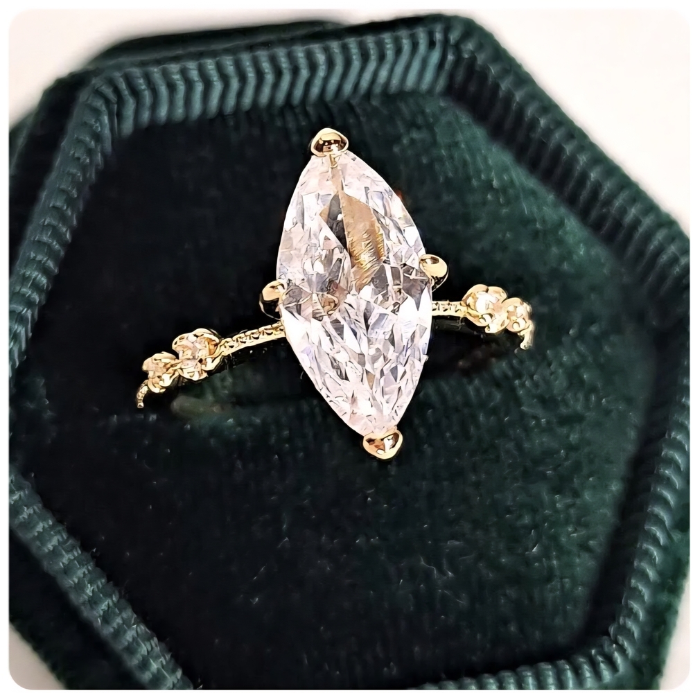 Elegant Gold and Clear Stone Women's Ring Never Worn